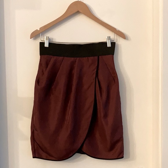 2/$25 WILFRED silk skirt - Picture 1 of 2